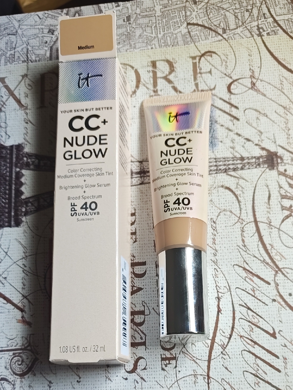 IT Cosmetics - ORIGINAL FORMULA CC+ Nude Glow Cream SPF40